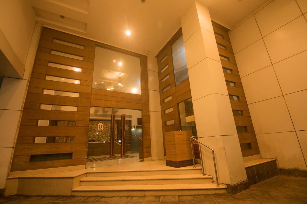 Hotel Shelter Chennai Extérieur photo
